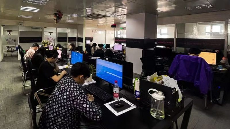 在深圳，有许多优秀的宣传片制作团队，以下是一些值得推荐的团队：